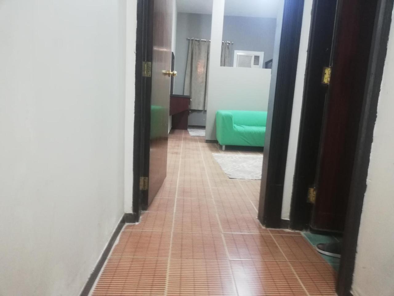 شقق عزاب الملقا Riyadh